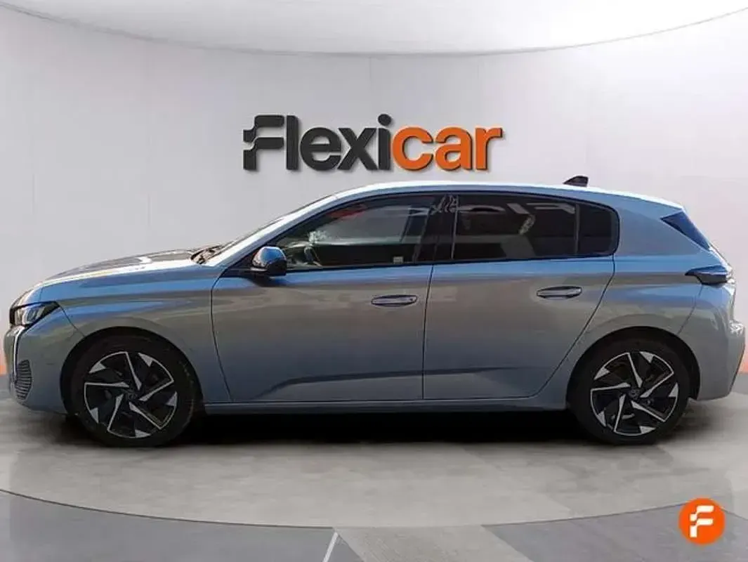 Usado Peugeot 308 Allure 131 CV (96 kW) 2024 Gris Utilitario