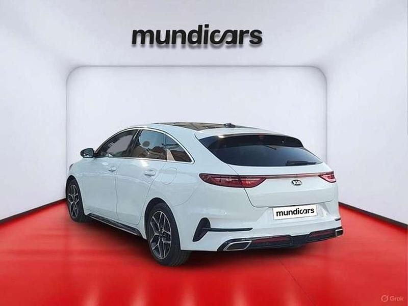 Usado Kia ProCeed GT-Line 120 CV (88 kW) 2020 Blanco Utilitario