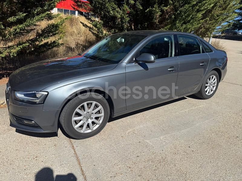 Gris Usado 2013 Audi A4 Berlina | 11.900 € (Precio justo) - Imagen 1/4