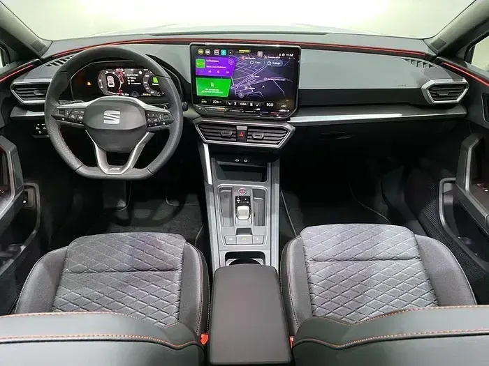 Nuevo Seat Leon FR 204 CV (150 kW) 2025 Blanco Berlina
