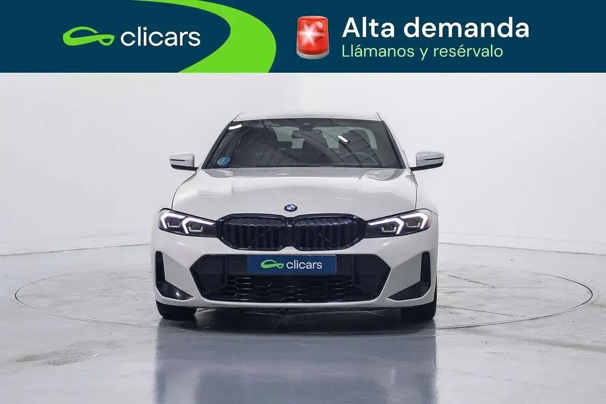 Usado BMW 318 Sport Line 143 CV (105 kW) 2024 Blanco Berlina