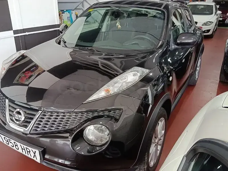 Usado Nissan Juke N-TEC 110 CV (80 kW) 2013 Negro SUV