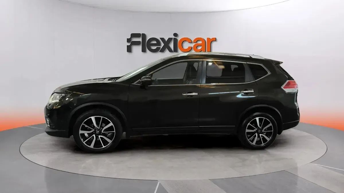 Usado Nissan X-Trail N-Connecta 131 CV (96 kW) 2018 Verde SUV