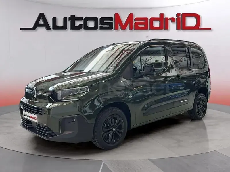 Usado Citroën Berlingo 102 CV (75 kW) 2024 Verde Monovolumen