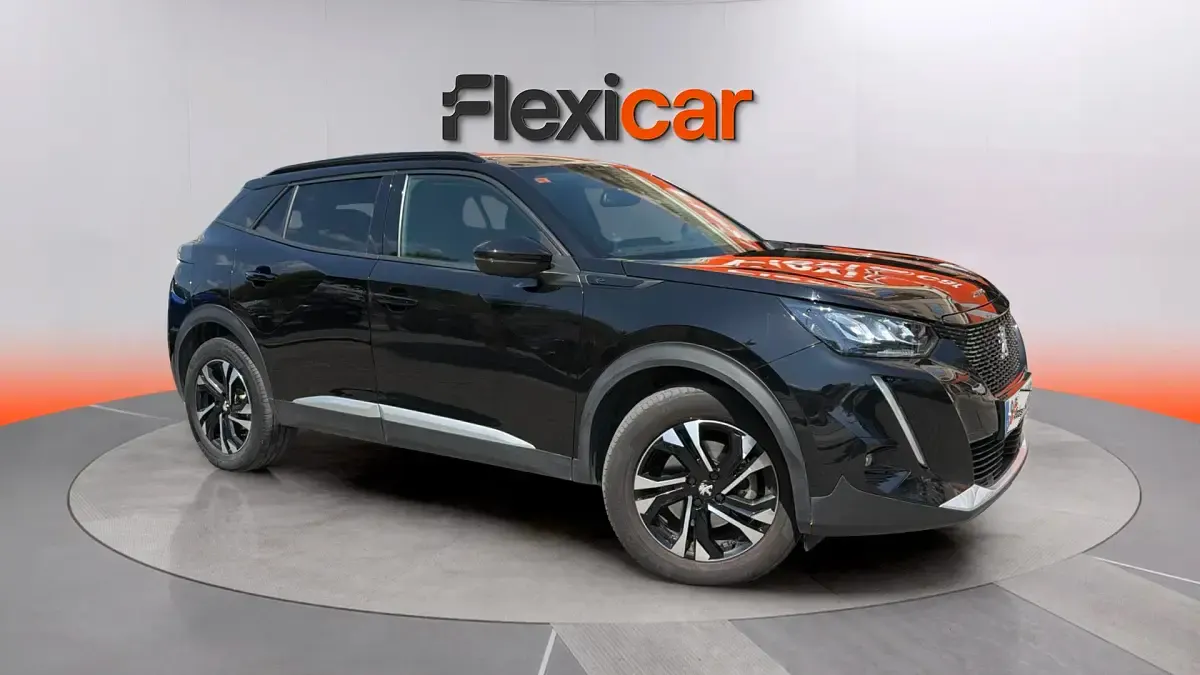 Usado Peugeot e-2008 Allure 100 kW (136 CV) 2021 SUV