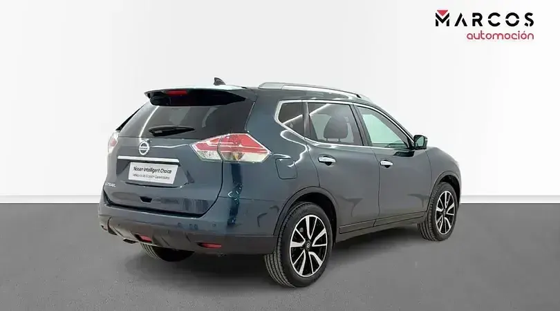 Usado Nissan X-Trail Tekna 163 CV (119 kW) 2018 Azul/negro SUV