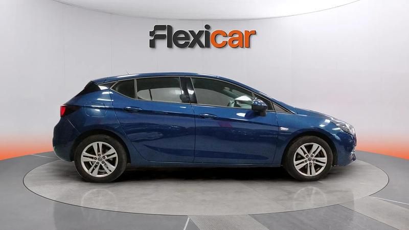 Usado Opel Astra GS Line 131 HP (96 kW) 2020 Azul Citadino