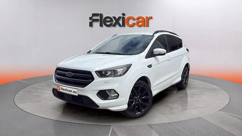 Usado Ford Kuga ST-Line 150 HP (110 kW) 2018 Branco SUV