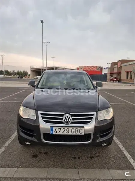 Usado VW Touareg R 174 CV (127 kW) 2008 Negro SUV