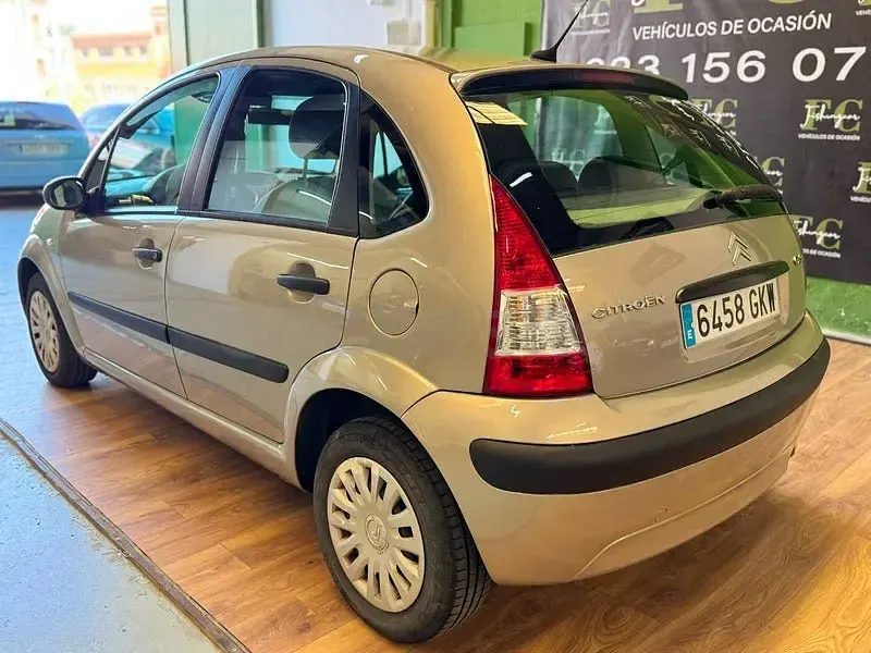 Usado Citroën C3 Furio 61 CV (44 kW) 2009 Beige Berlina