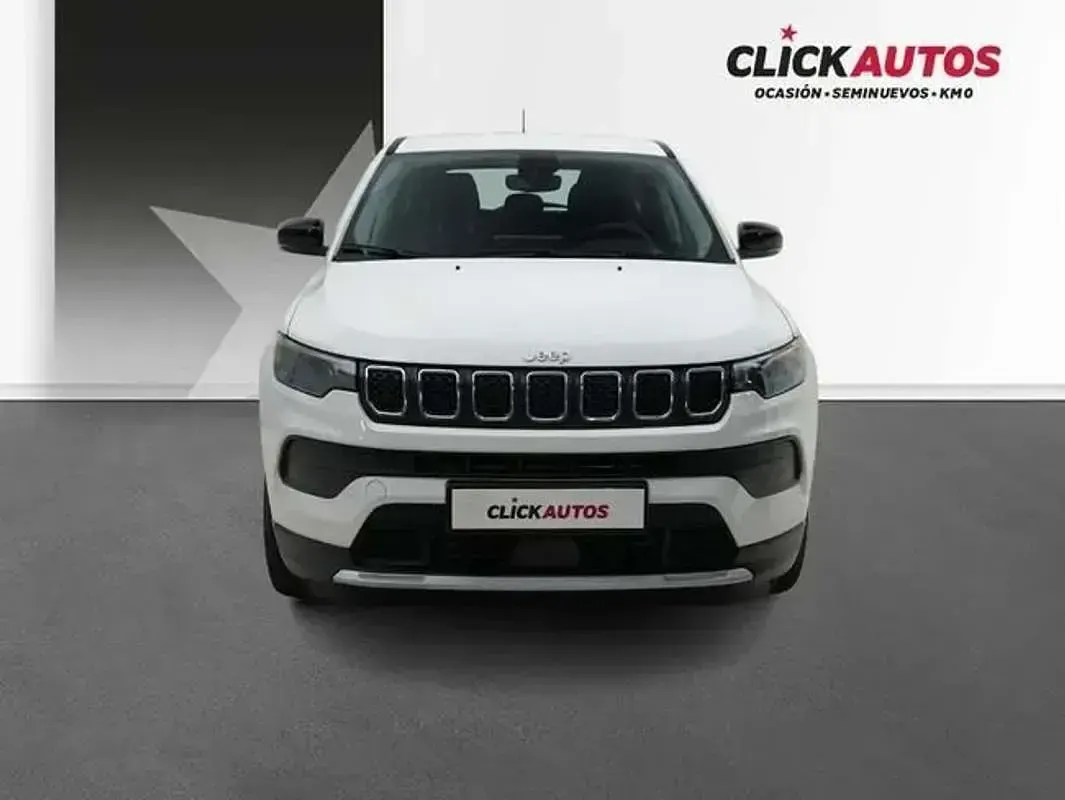 Usado Jeep Compass Altitude 131 CV (96 kW) 2025 Blanco SUV