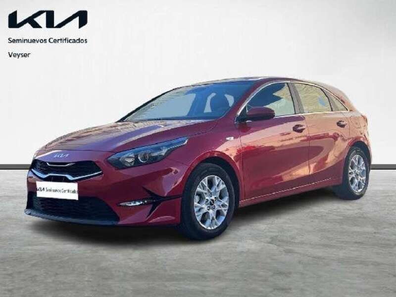 Rojo Usado 2023 Kia Ceed Utilitario | 17.750 € (Precio justo) - Imagen 1/4