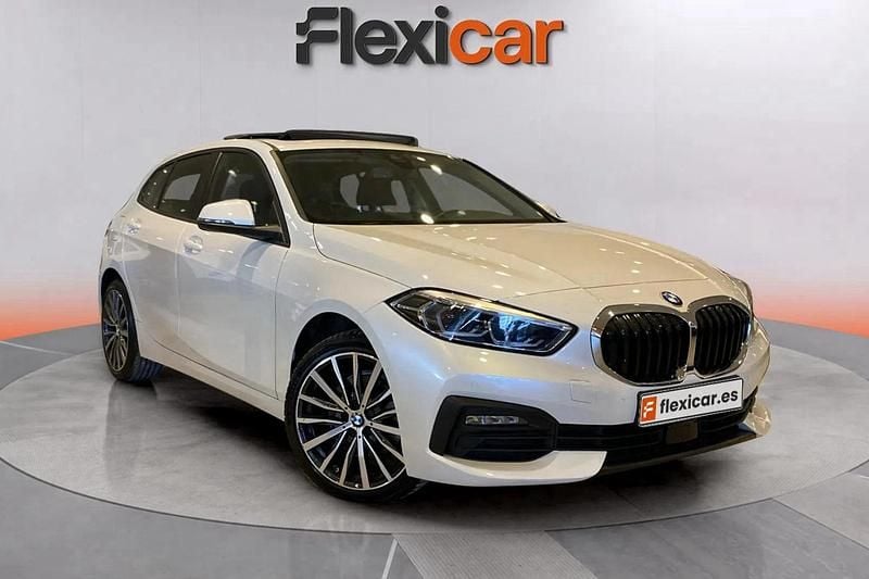 Blanco Usado 2023 BMW 118 Utilitario | 23.770 € (Precio justo) - Imagen 1/4