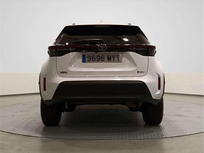 Usado Toyota Yaris Cross Active 116 CV (85 kW) 2025 Blanco classic SUV