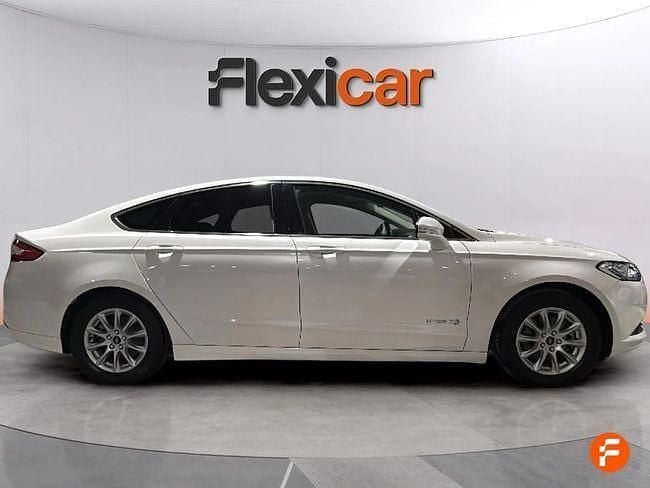 Usado Ford Mondeo Titanium 187 CV (137 kW) 2018 Blanco Berlina