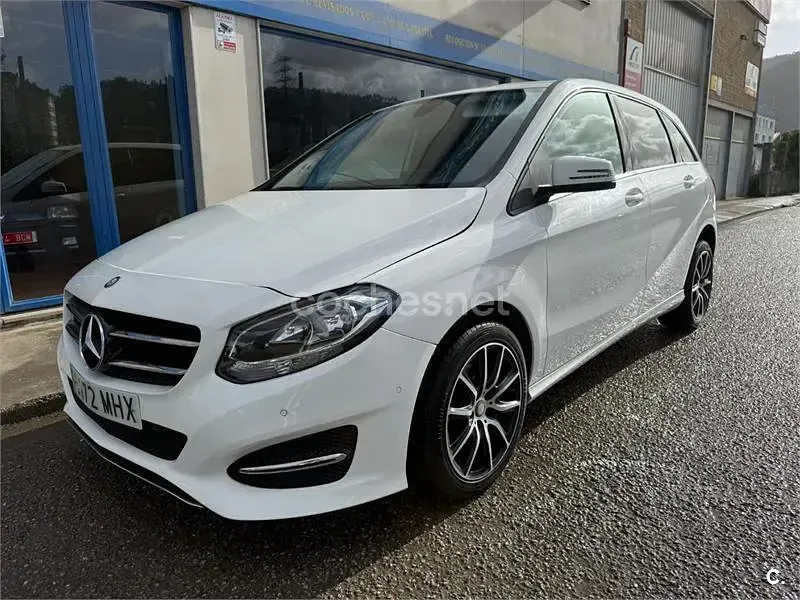 Usado Mercedes B220 177 CV (130 kW) 2018 Blanco Utilitario