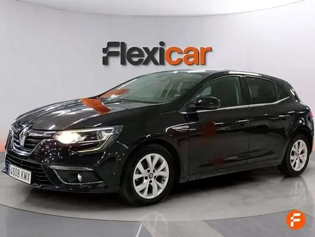 Begagnad Renault Mégane Bose Edition 116 HK (85 kW) 2018 Svart Halvkombi