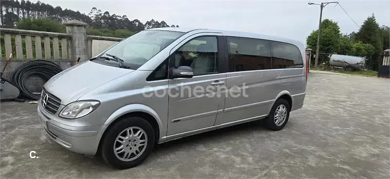 Usado Mercedes Viano 150 CV (110 kW) 2007 Gris / plata Monovolumen