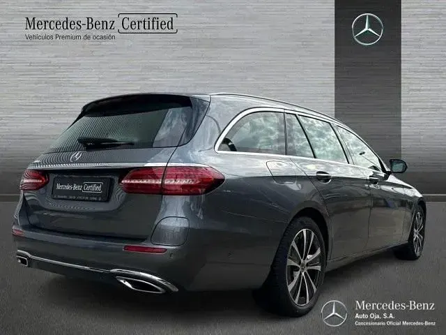 Begagnad Mercedes E300 306 HK (225 kW) 2021 Grå Kombi