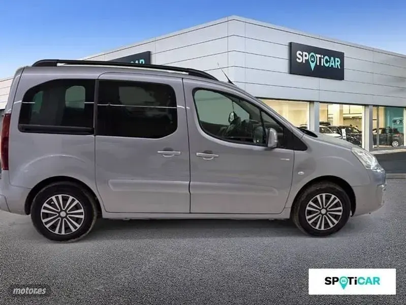 Usado Peugeot TePee Active 100 CV (73 kW) 2018 Gris Familiar
