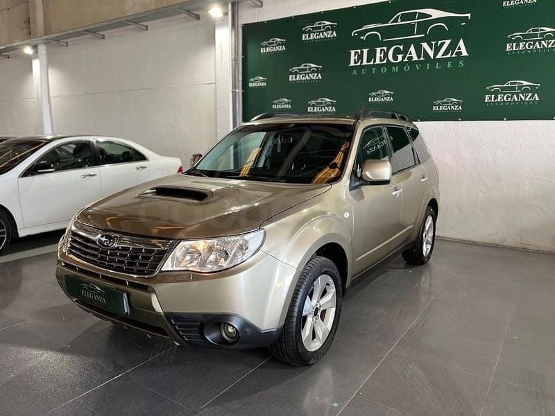 Usado Subaru Forester Sport 147 CV (108 kW) 2010 Beige SUV