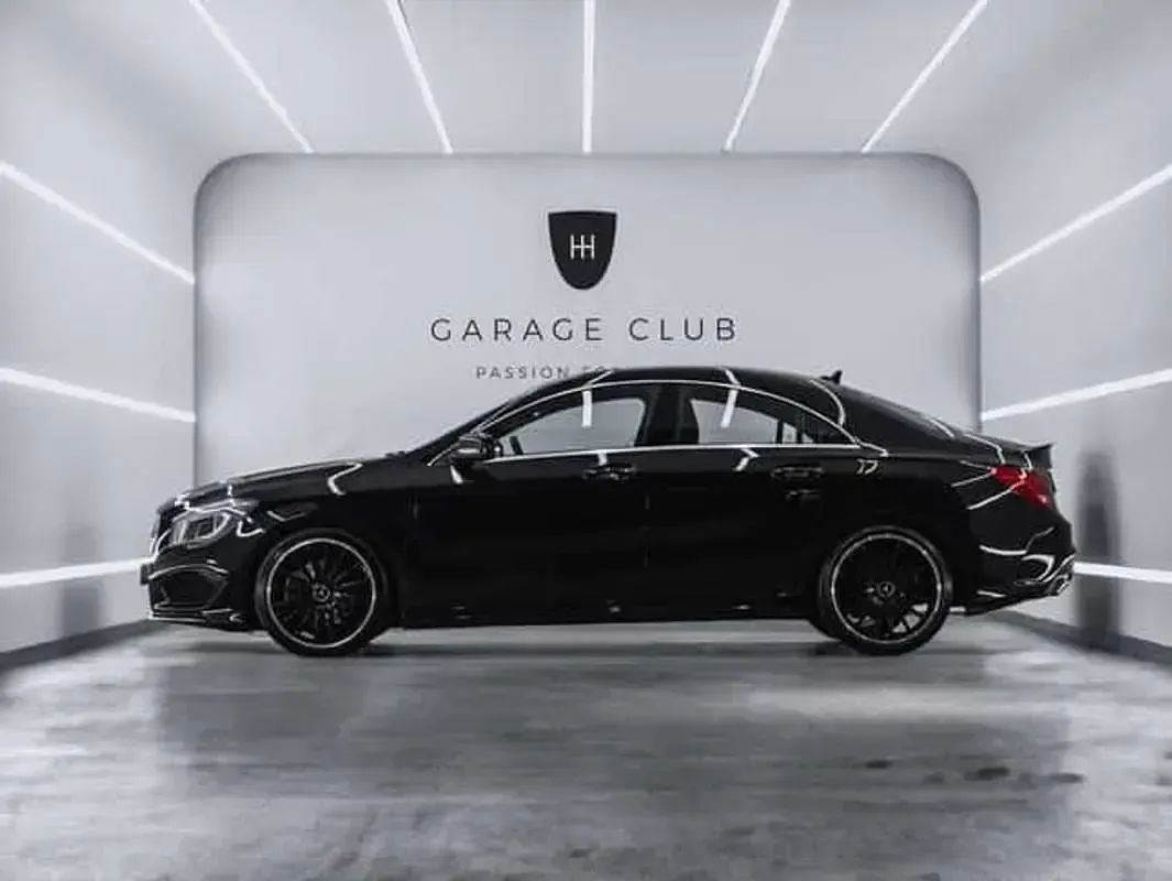 Usado Mercedes CLA220 AMG line 177 CV (130 kW) 2015 Negro Coupe