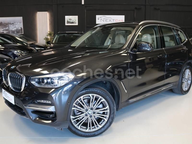 Gris / plata Usado 2021 BMW X3 Comfort Edition SUV | 32.950 € (Un poco caro) - Imagen 1/4