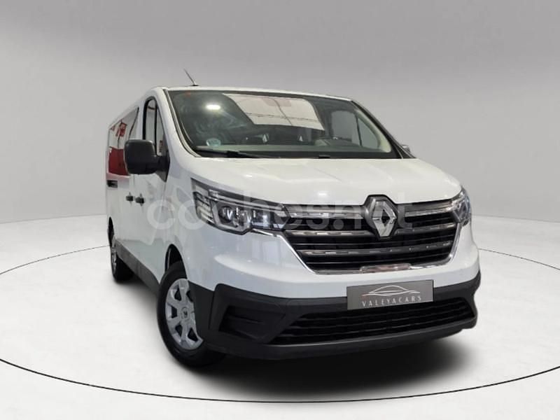 Blanco Usado 2023 Renault Trafic Equilibre Monovolumen | 28.990 € (Precio justo) - Imagen 1/4