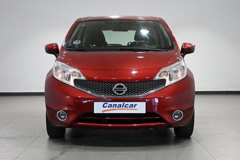 Usado Nissan Note Acenta 90 CV (66 kW) 2014 Granate Utilitario