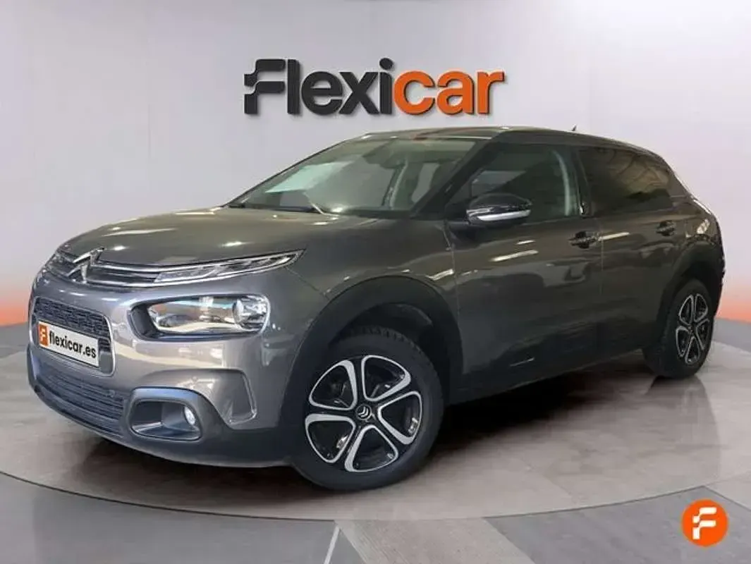 Usado Citroën C4 Cactus PureTech 110 CV (80 kW) 2020 Gris Utilitario