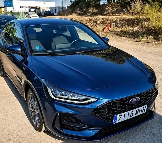 Usado Ford Focus ST-Line 155 CV (114 kW) 2023 Azul Berlina