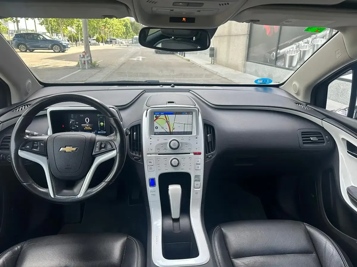 Usado Chevrolet Volt 150 CV (110 kW) 2013 Blanco Utilitario