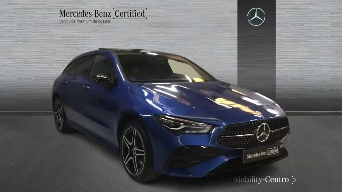 Usado Mercedes CLA250e AMG line 163 CV (119 kW) 2024 Azul denim metalizado Coupe