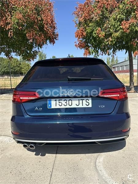 Usado Audi A3 Advanced 150 CV (110 kW) 2016 Azul Berlina