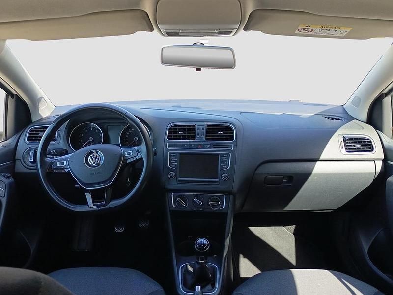 Usado VW Polo 90 CV (66 kW) 2016 Blanco Utilitario