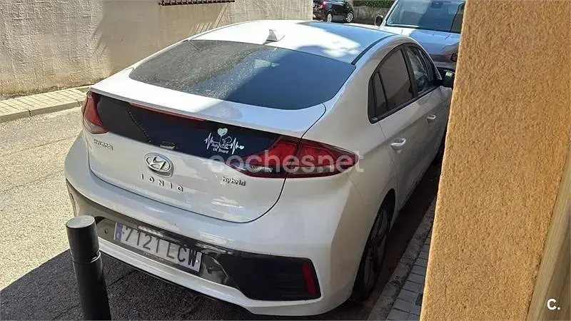 Usado Hyundai Ioniq 141 CV (103 kW) 2019 Blanco Utilitario
