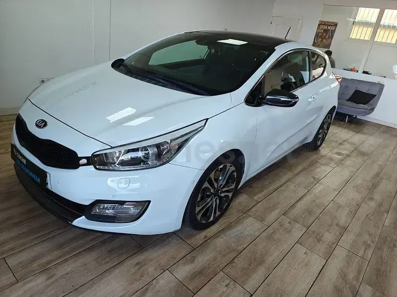 Usado Kia Ceed GT 128 CV (94 kW) 2014 Blanco Berlina