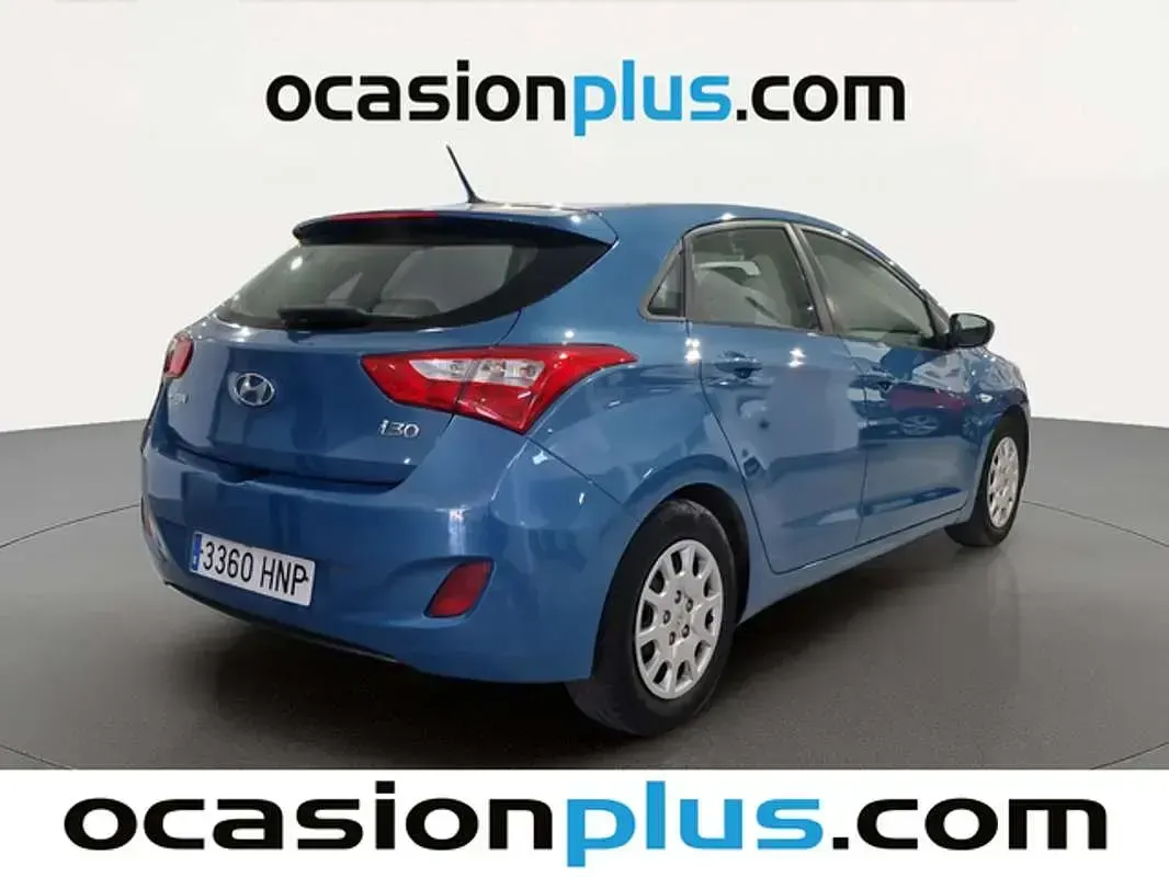 Usado Hyundai i30 101 CV (74 kW) 2013 Azul Utilitario