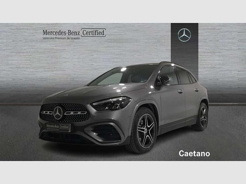 Usado Mercedes GLA200 150 CV (110 kW) 2024 Gris SUV