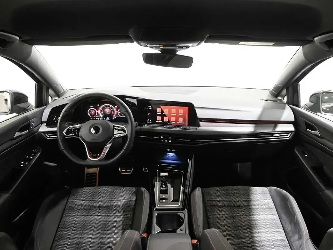 Usado VW Golf VIII GTI 245 CV (180 kW) 2023 Negro Utilitario