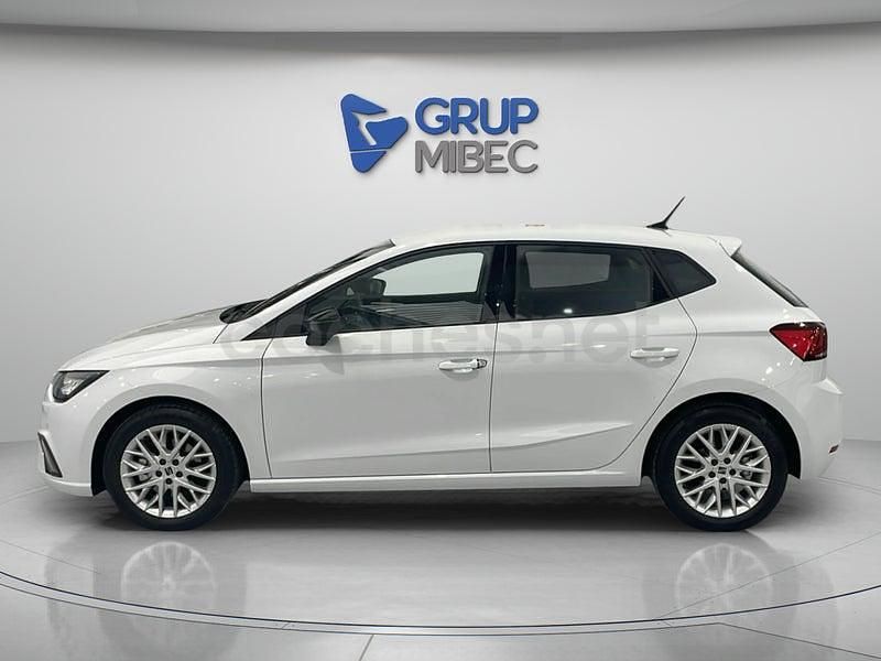 Begagnad Seat Ibiza FR 115 HK (84 kW) 2024 Vit Halvkombi