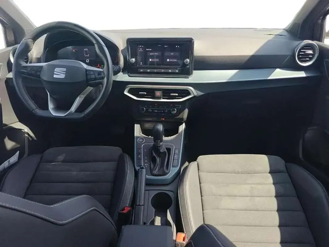 Usado Seat Arona Xperience 116 CV (85 kW) 2025 Blanco SUV
