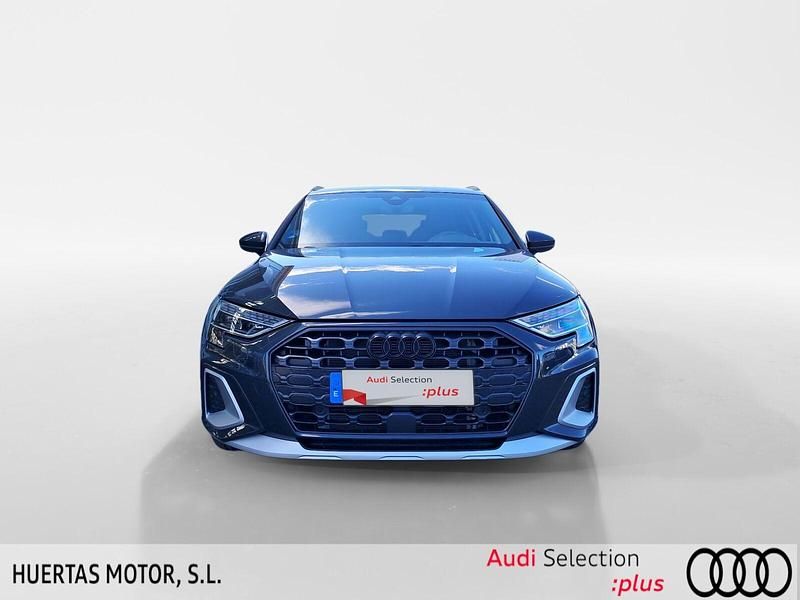 Usado Audi A3 Advanced Plus 204 CV (150 kW) 2025 Gris Berlina
