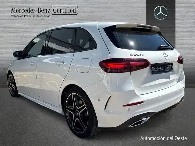Usado Mercedes B200 150 CV (110 kW) 2025 Blanco Utilitario