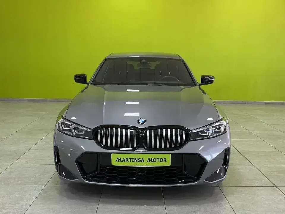 Usado BMW 318 M Sport 150 CV (110 kW) 2025 Gris Berlina