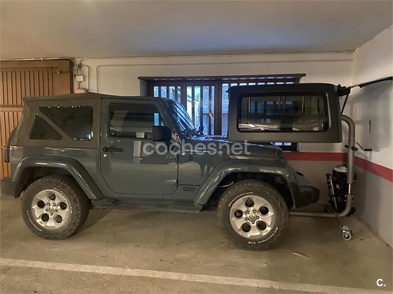 Usado Jeep Wrangler Sahara 200 CV (147 kW) 2015 Gris / plata SUV
