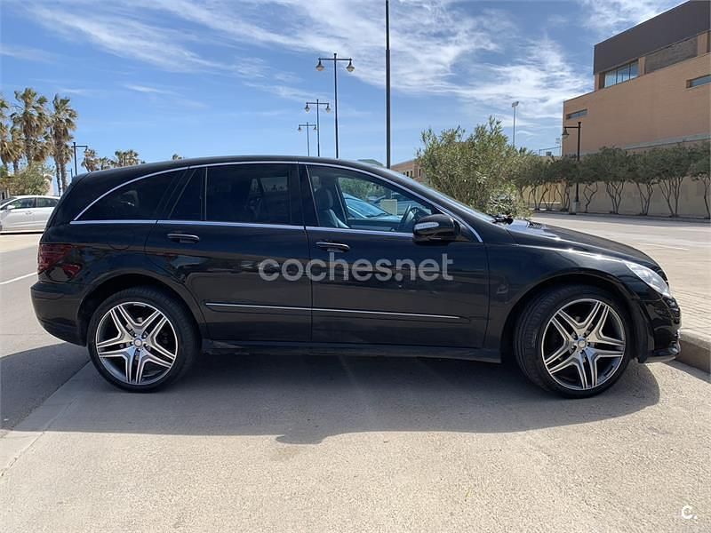 Negro Usado 2007 Mercedes R320 Monovolumen | 10.900 € (Caro) - Imagen 1/4