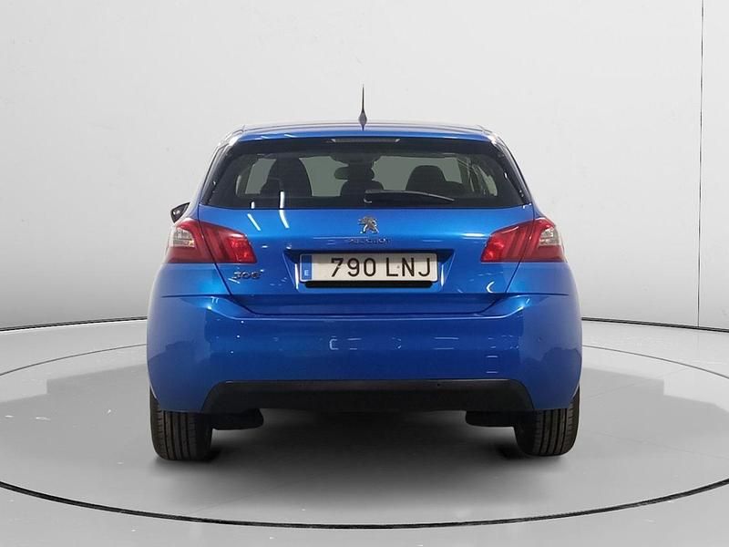 Usado Peugeot 308 Active 130 CV (95 kW) 2021 Azul Familiar