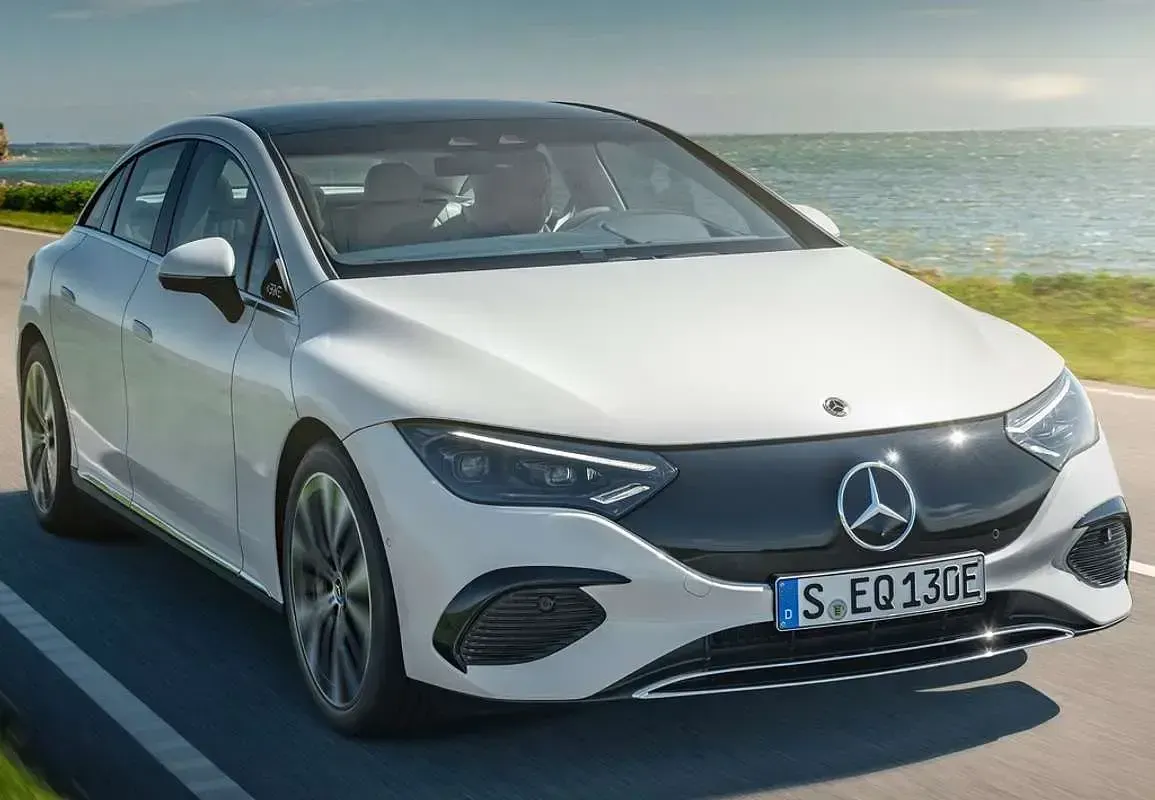 Usado Mercedes EQE AMG 43 AMG 350 kW (476 CV) 2024 Negro Berlina