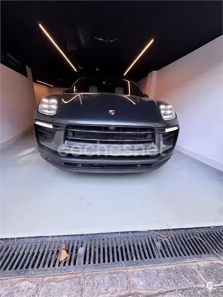 Usado Porsche Macan 265 CV (194 kW) 2023 Gris / plata SUV